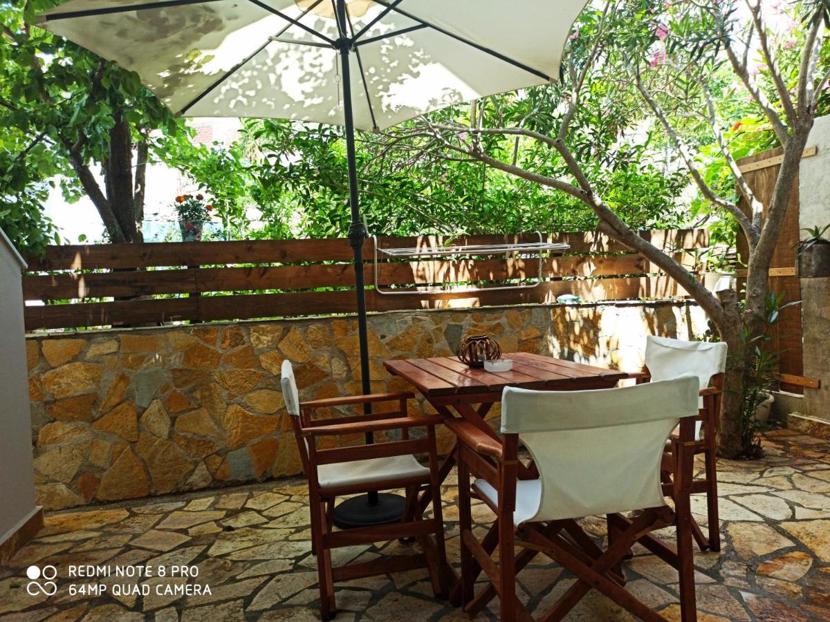 Bourbos Summer Rooms Himarë Extérieur photo