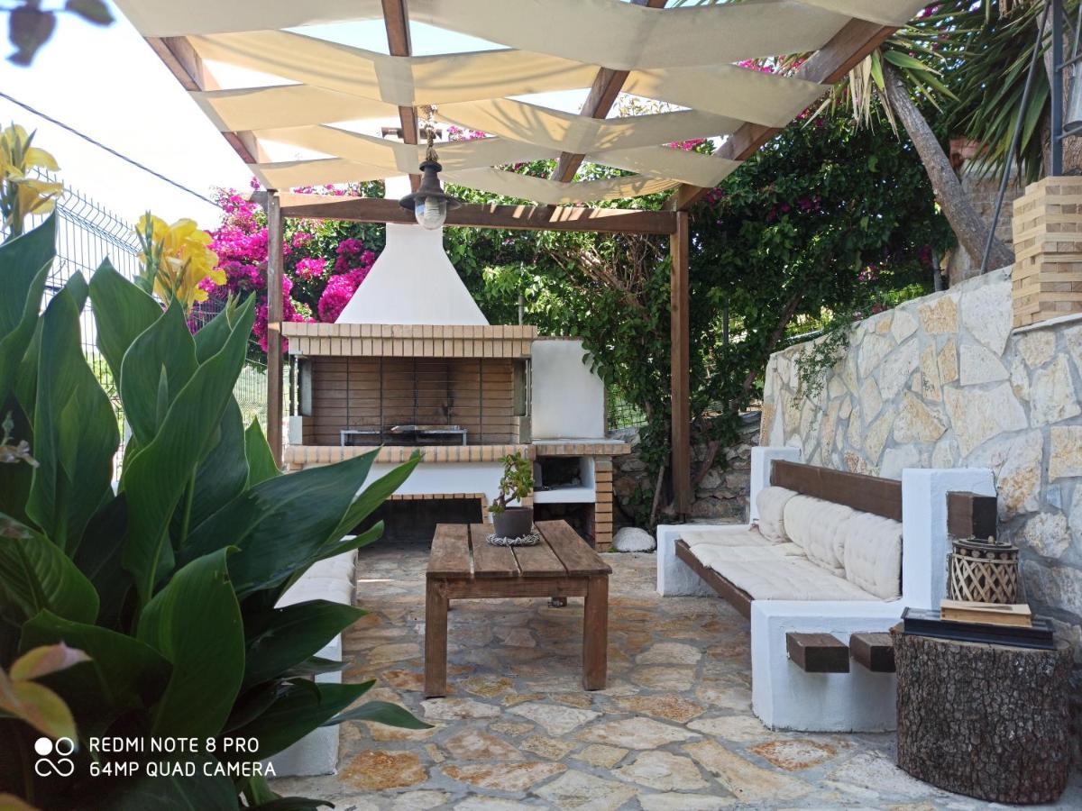 Bourbos Summer Rooms Himarë Extérieur photo
